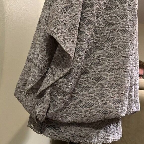 Style & Co Lace Taupe Blouse Ladies Size Small - Picture 3 of 8